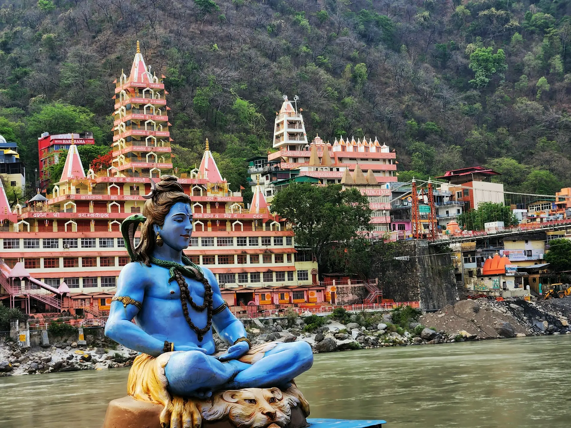 Best Places to Visit in Rishikesh in 2026 – Complete Travel Guide